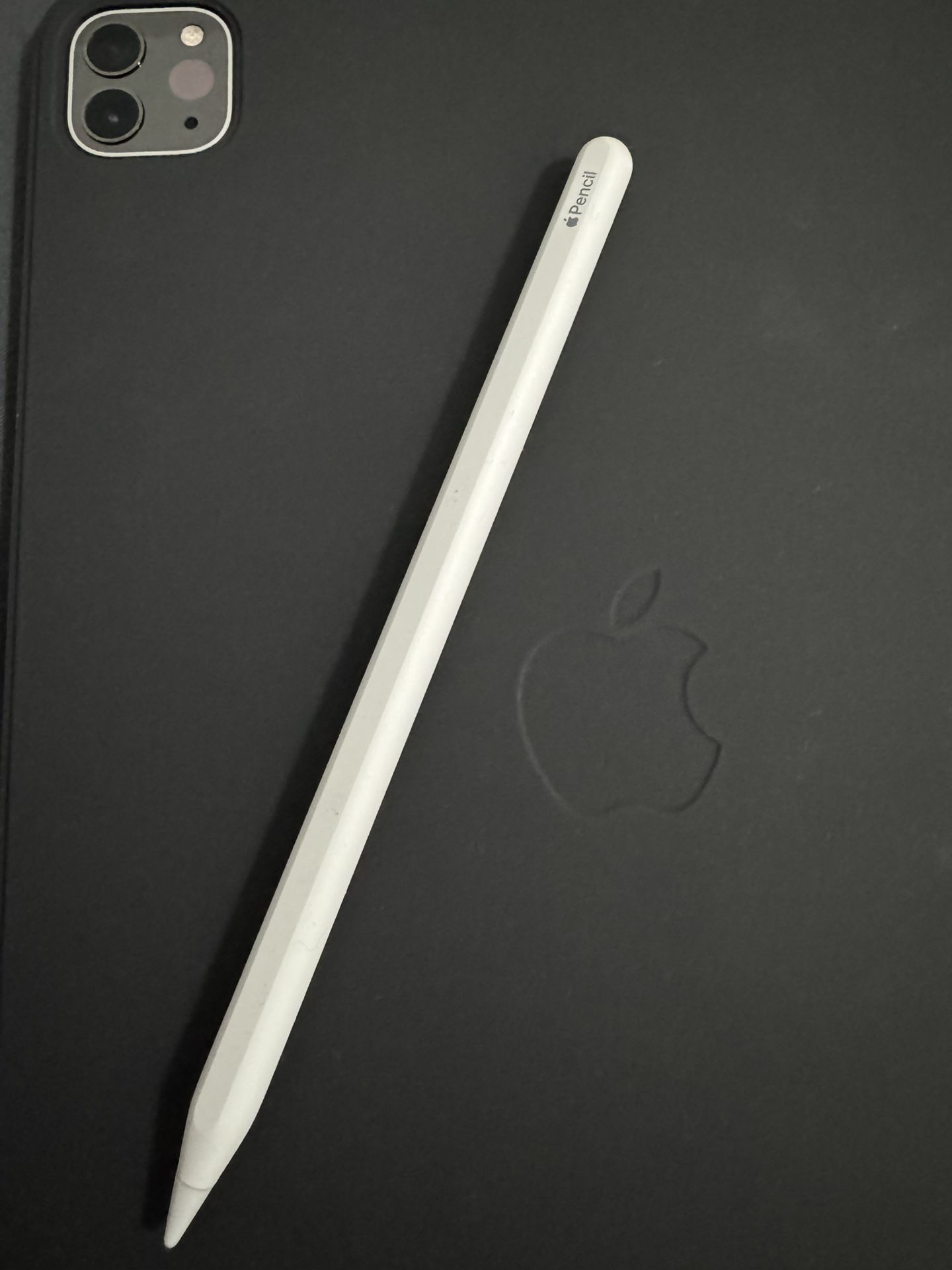 Apple iPad Pro 11 Inch M2 256gb (silver), Pencil (white), & Smart Folio Case (black)