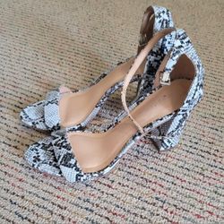 Sandal Heels