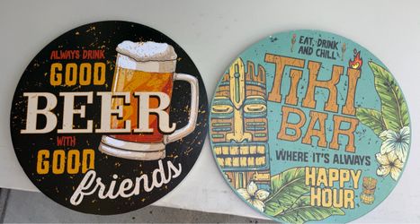 Wood wall art beer and tiki bar 20 inch round 15.00 each