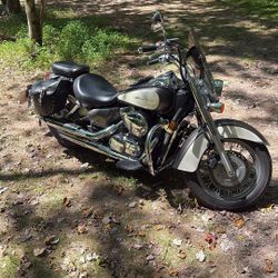 Honda Shadow Aero