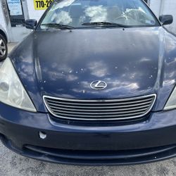 Lexus ES330 With 240k Miles / Newly Serviced!