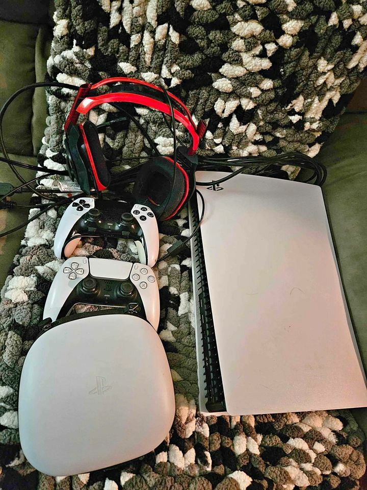 Fresh    Playstation    5