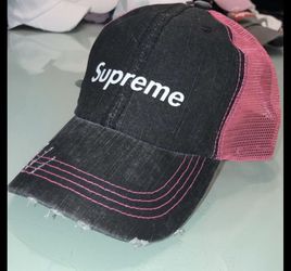 Supreme Customized hat $40