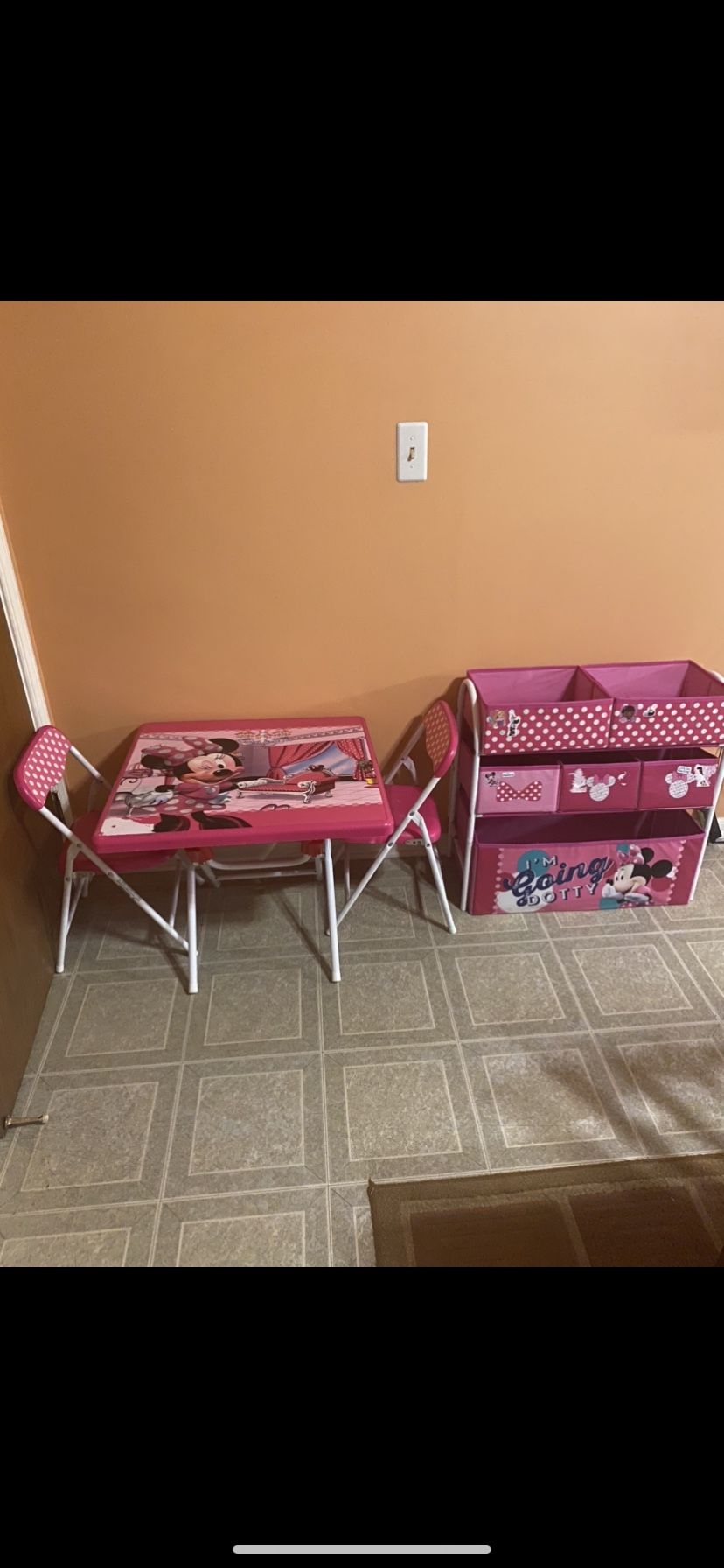 Minnie Mouse Activity Table And 2 Chairs Set With 6 Bin Toy Organizer