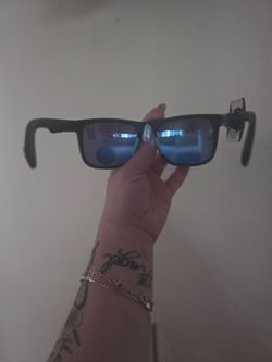 Never used Hurley brand UV protected polarized sunglasses