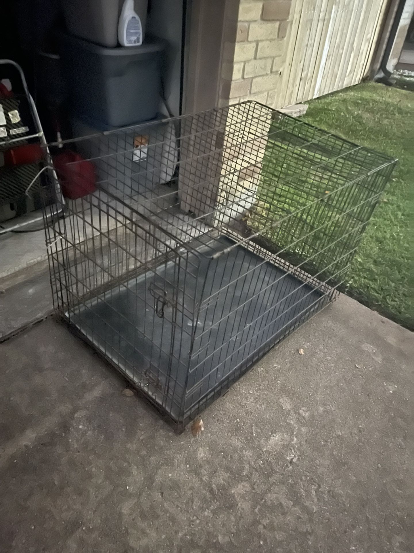 Extra Large Pet Crate $40