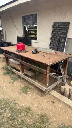 Welding table