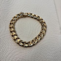 14K Gold Cuban Link Bracelet