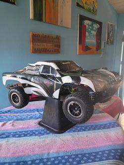 Traxxas RC ultimate  slash 4x4 3 Short Course Truck
