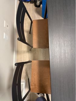 Dining table with 4 chairs.