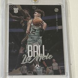 Lamelo Ball Luminance rookie card