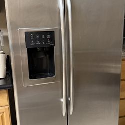 Refrigerator GE Silver stainless Steel 