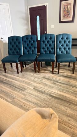 Set of 4 Teal Tufted Dining Chairs