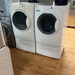 Kenmore Washer And Dryer 27”