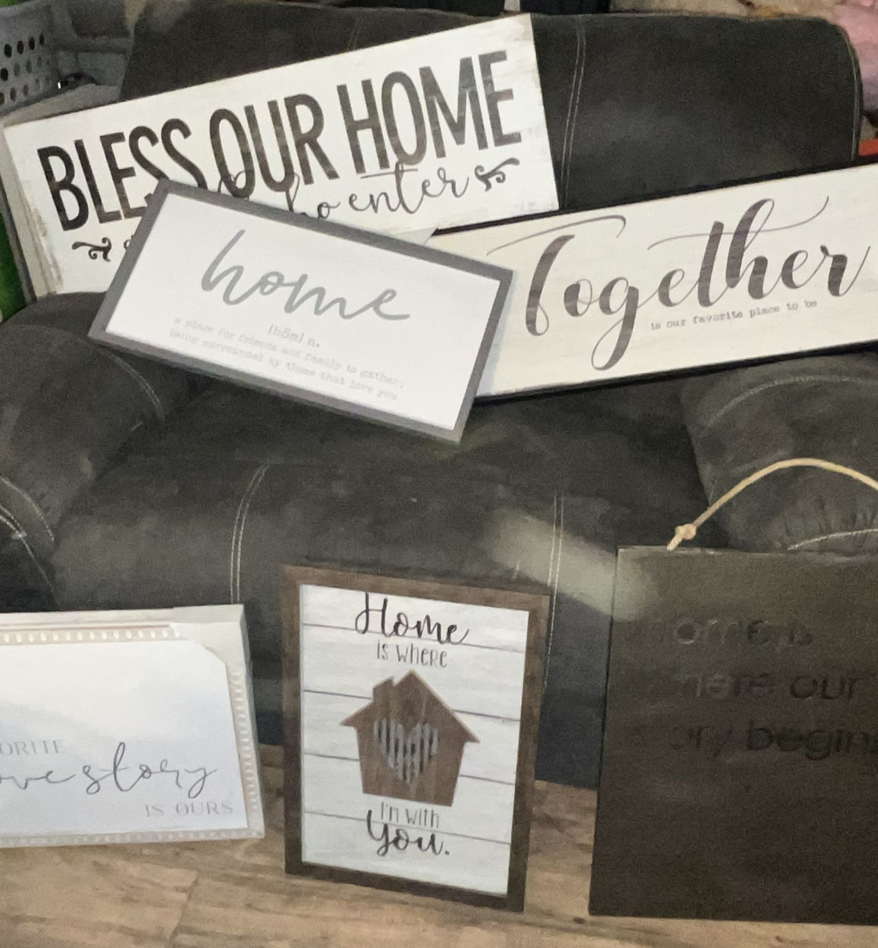 Large Lot of Home Decor Pictures