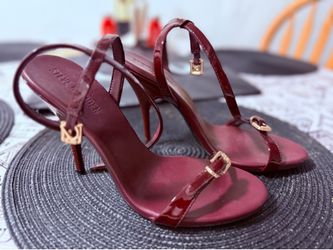 Steve Madden Women's Fox Burgundy Courts - Size 8 1/2