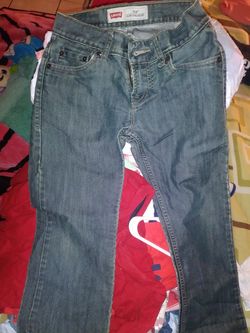 Levis jeans
