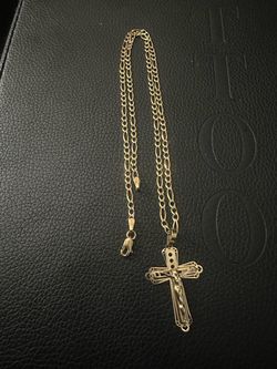 10k chain and pendant