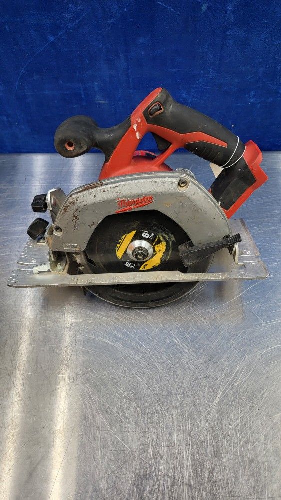Milwaukee 2630-20 6-1/2" Circular Saw