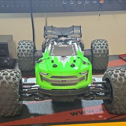 ARRMA Kraton 4S