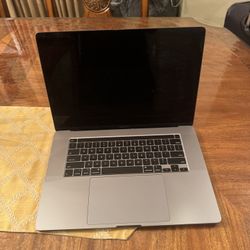 MacBook Pro 16 Maxed Out Edition