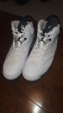 Jordan 6 Midnight Nave size 10.5 New DS!!!