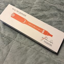 Wayne Powers Hair Straightener New
