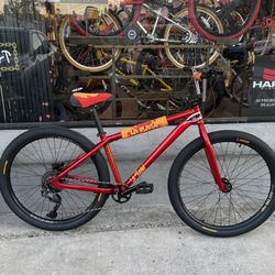 NEW Mafia La Plaga 27.5 Wheelie Bike 10 Speed Hydro Shimano 