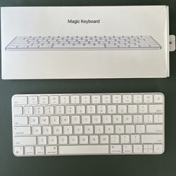 Apple Magic Keyboard With Box And Cables