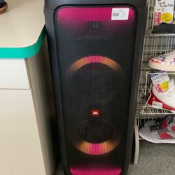 JBL Party Box 1000 BT Speaker