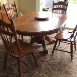 Dinning Table With Chairs