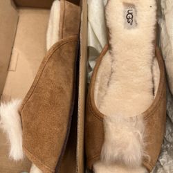 UGG Size 10 W Yvette Slippers-NEVER WORN