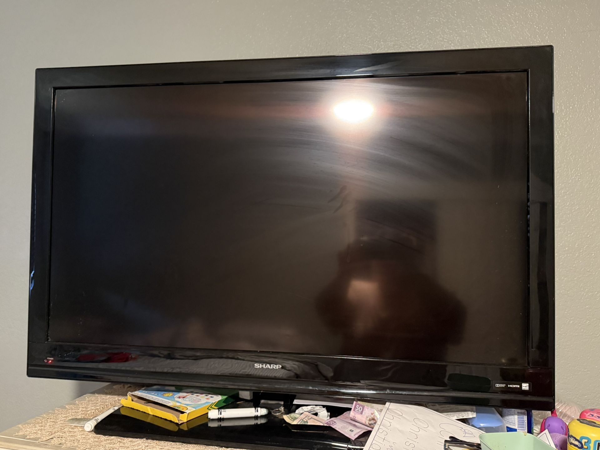 Sharp 40 Inches TV( Not Smart ) Works Great With Roku Or Cable