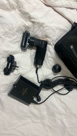 Percussor The Erchonia Percussor device is a hand-held mechanical adjustment/therapy device that is supplied complete