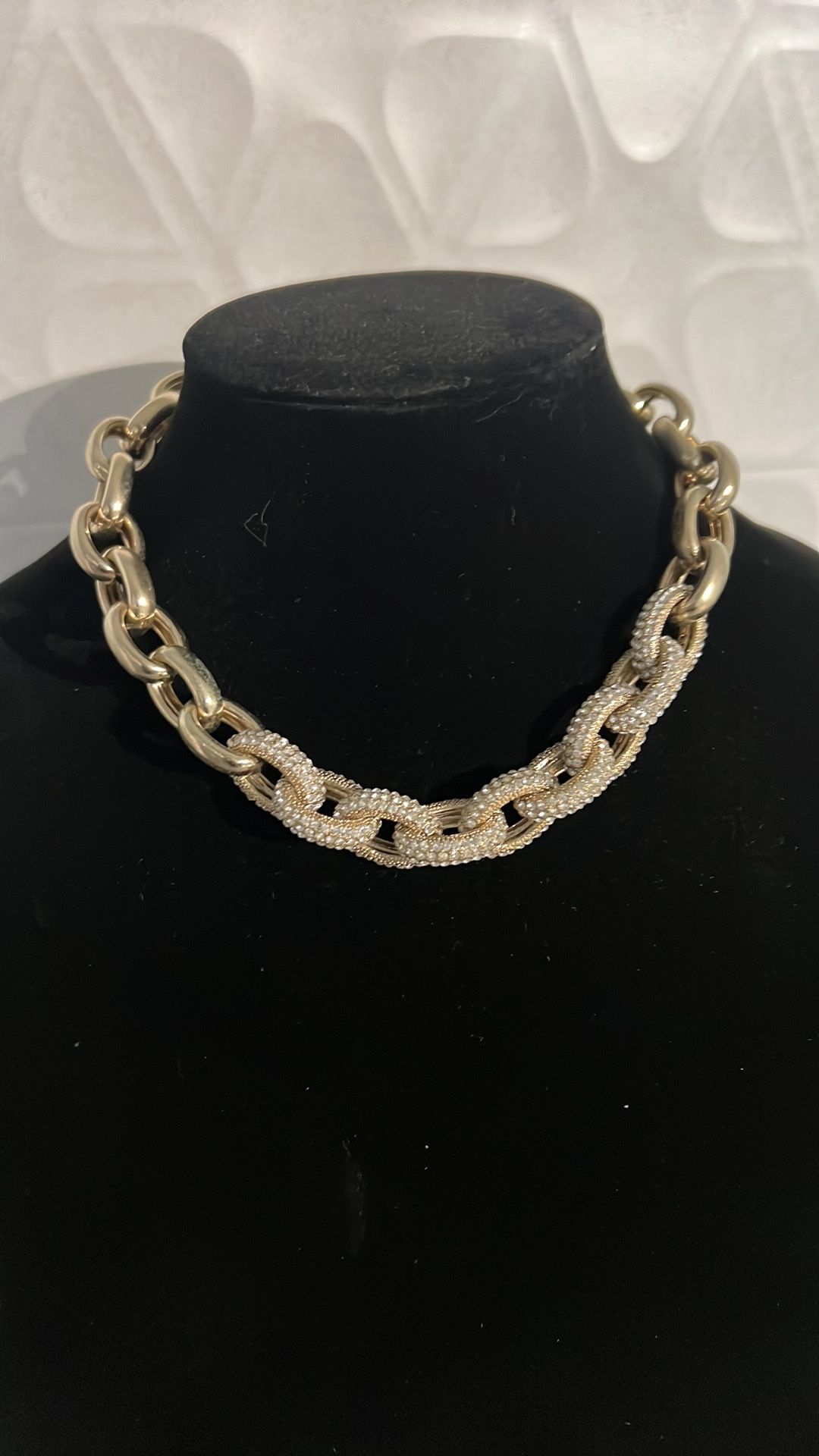 Vintage Gold Tone Cuban Links with Rhinestones Choker Necklace