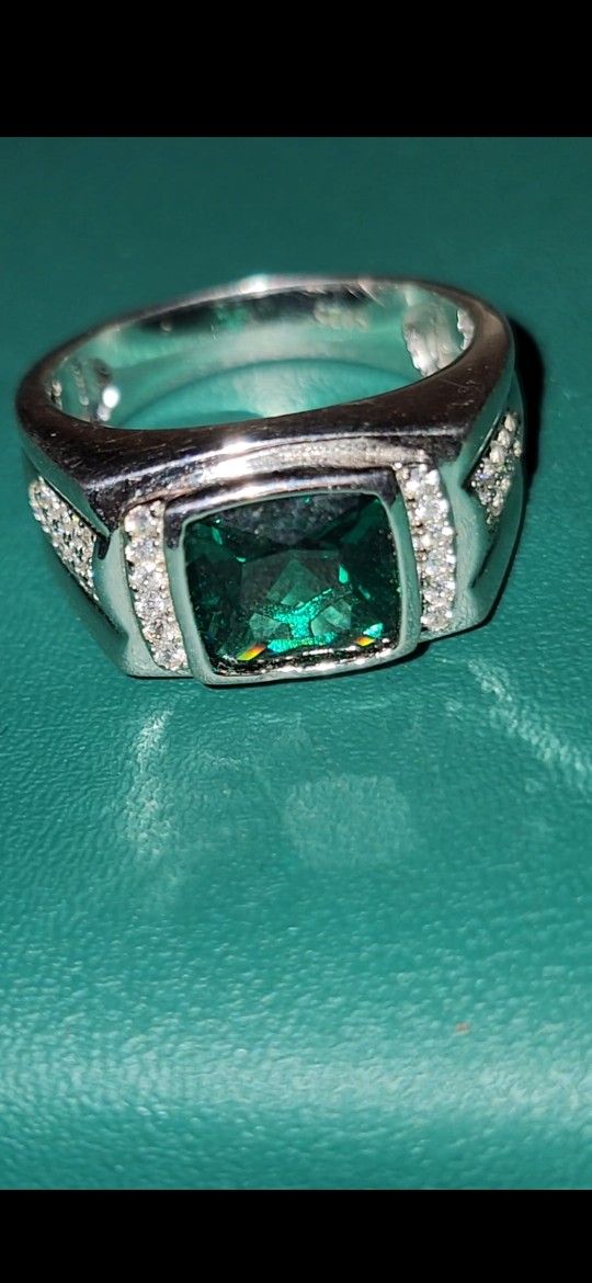 925 Silver Ring Green Stone