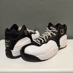 Jordan Basketball Shoes – Black & White (Needs Cleaning) Size 10 1/2