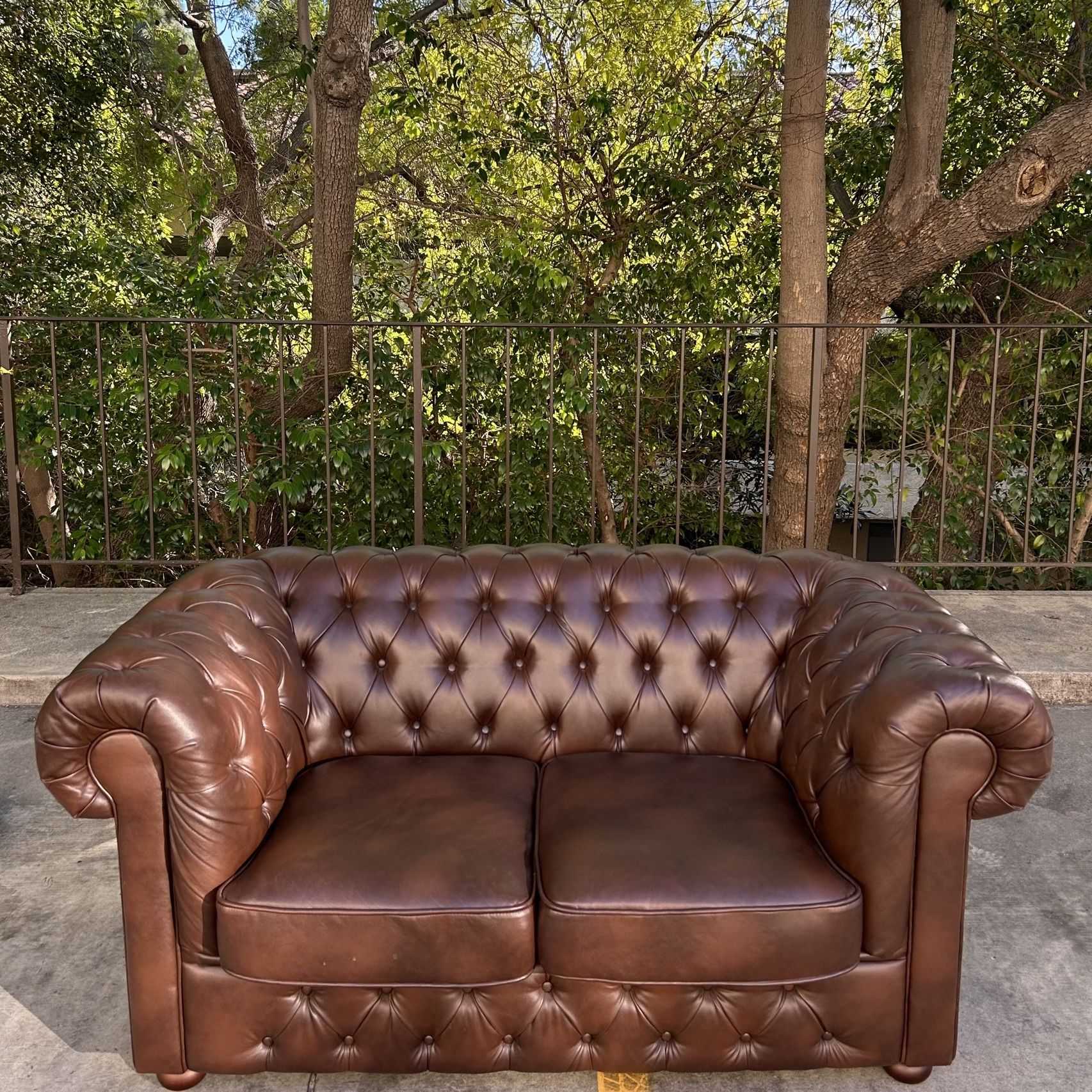 Vintage Mid Century Modern Brown Tufted Chesterfield Leather Couch Sofa ...