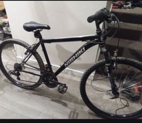 Cheeky black 26 inch mountain bike. It’s like new.80$