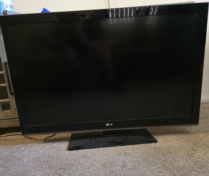 LG 40 Inch Flat Tv