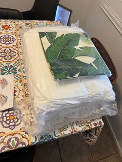 $20 BRAND NEW Outdoor Pillows 20x20 Inch, 2 Pack