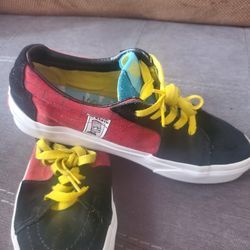 Vans  The Simpson Size7men For Women  Size 8.5
