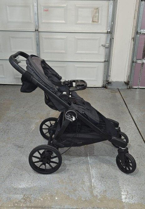 Baby Jogger City Select Lux Convertible Stroller. $250 (OBO)