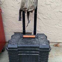 Rigid Rolling Tool Box