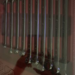 Snap On 10 piece combination wrench set 