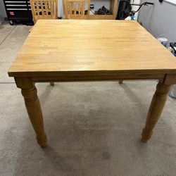 Dining room table