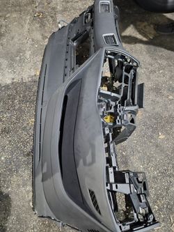 14/16 Honda Civic Dashboard An Other Parts 