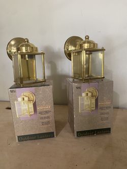 (4) Polished Brass Clear Switch Incandescent Wall Lantern