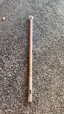 ATD Tools 3/4" Drive Torque Wrench 100-600ft pounds  109 40 inch with case