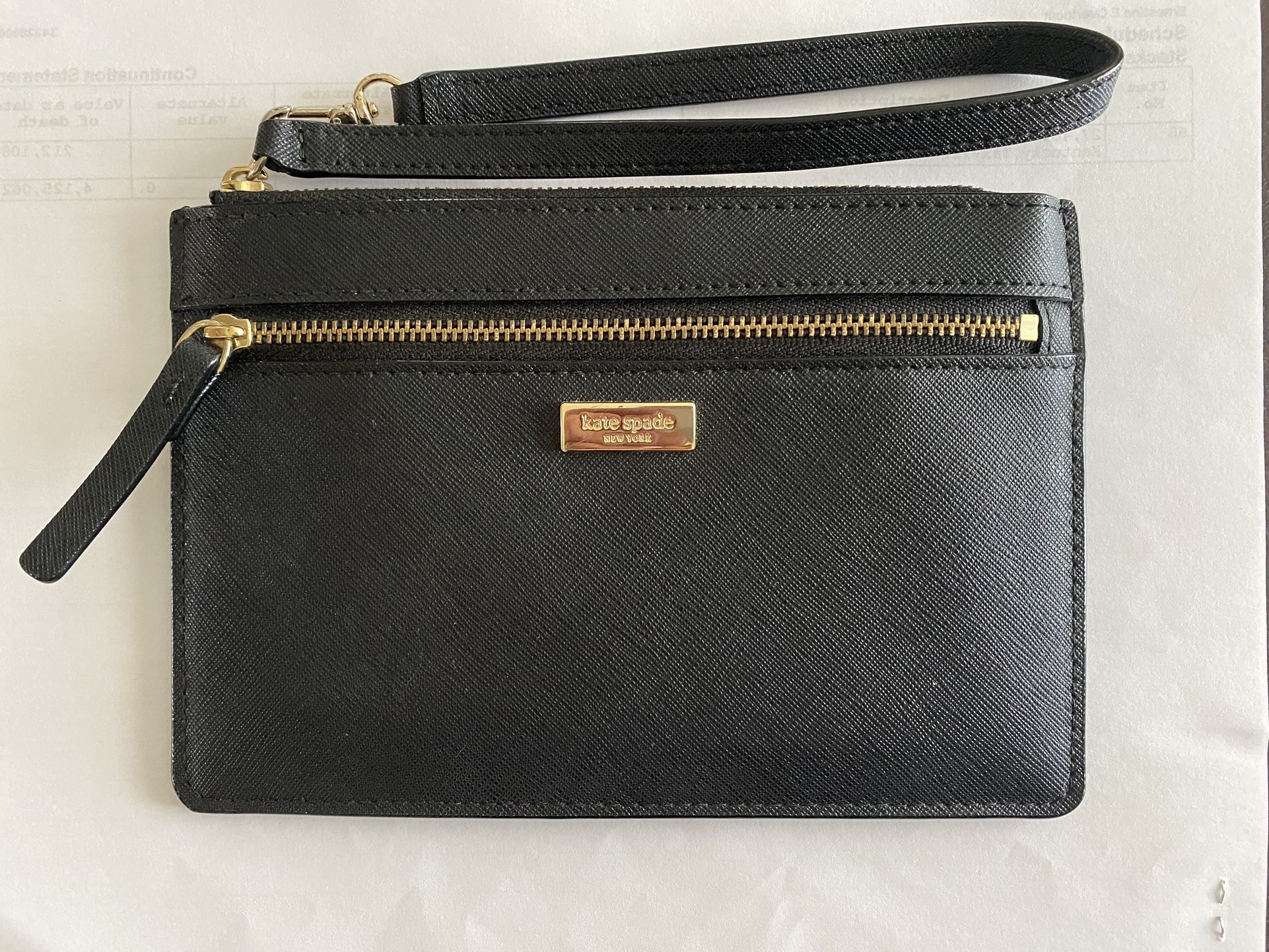 Kate Spade Tiny Laurel Way Wristlet
